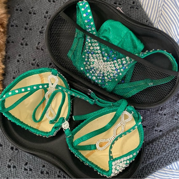 Green Competition Bikini Set -Figure Competition Suit - Posing Suit-Bodybuilding - Picture 11 of 11